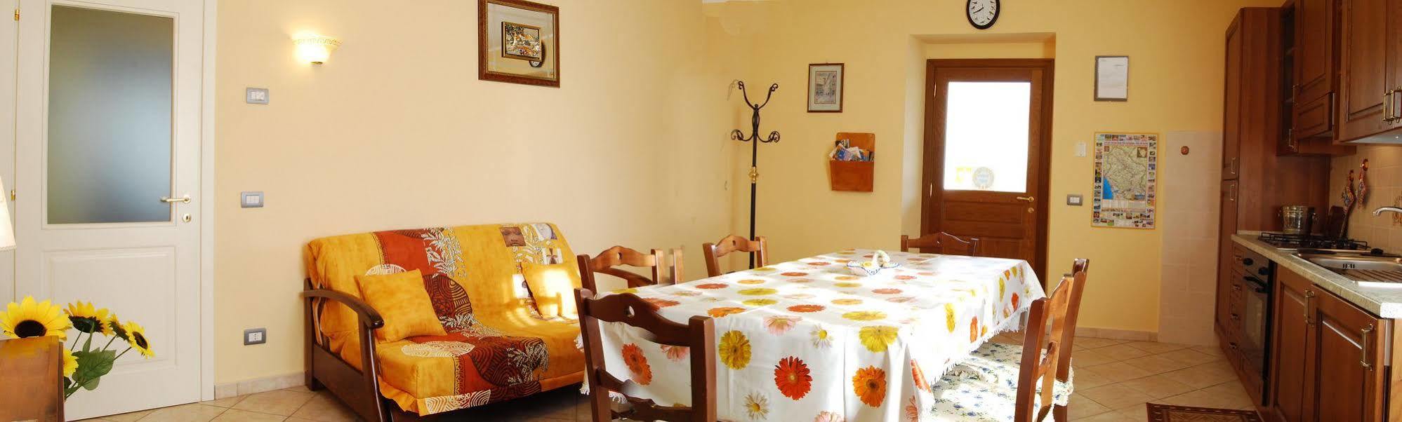 B&B Da Franca Camporgiano 외부 사진